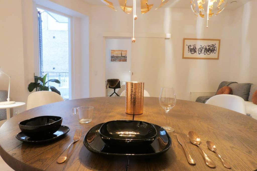 Exquisite Apartment, Most Convenient Location, Apt 5. Köpenhamn Exteriör bild